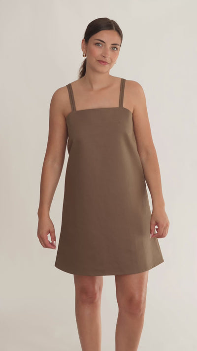 Vidéo robe courte Emie